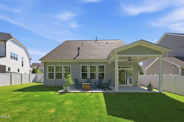 225 Rostova Way, Holly Springs, NC 27540