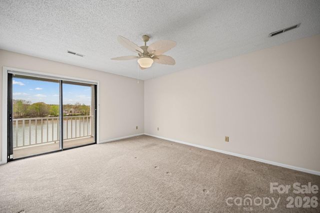 529 Catspaw Road, Statesville, NC 28677
