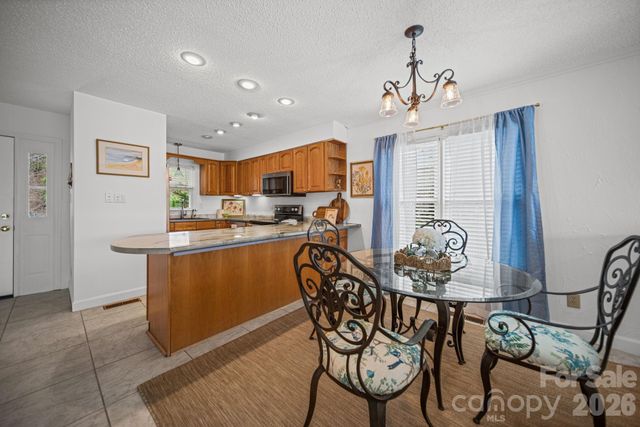 529 Catspaw Road, Statesville, NC 28677