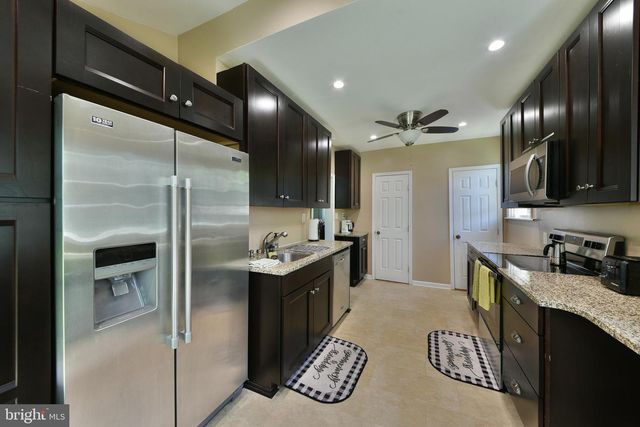 164 N TYSON AVE, Glenside, PA 19038