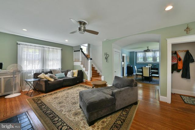 164 N TYSON AVE, Glenside, PA 19038