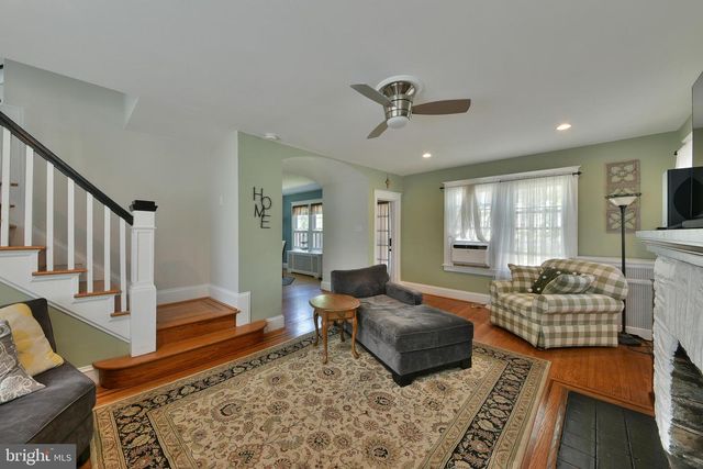 164 N TYSON AVE, Glenside, PA 19038