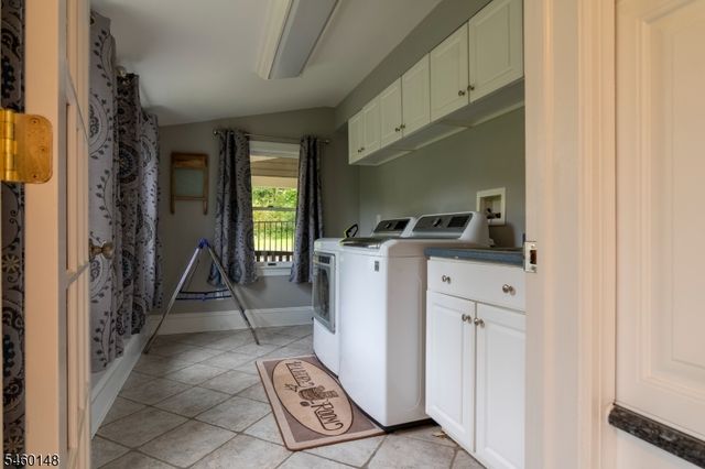 6 Dogwood Hl, Warren Twp., NJ 07059
