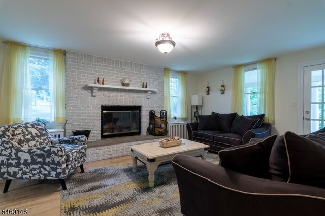 6 Dogwood Hl, Warren Twp., NJ 07059