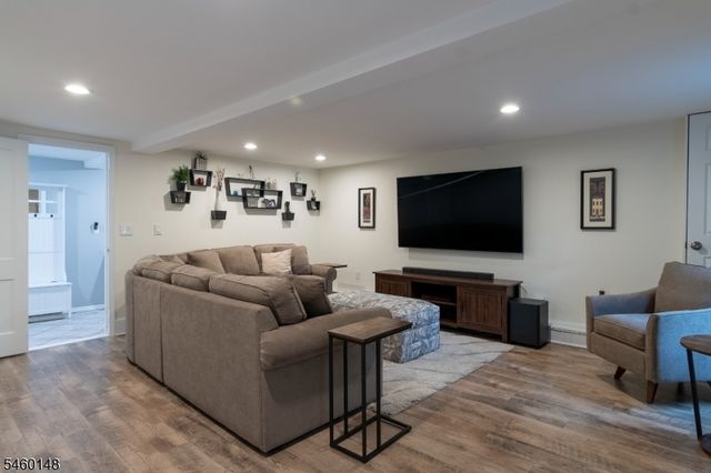 6 Dogwood Hl, Warren Twp., NJ 07059