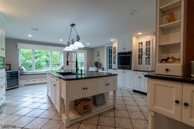 6 Dogwood Hl, Warren Twp., NJ 07059