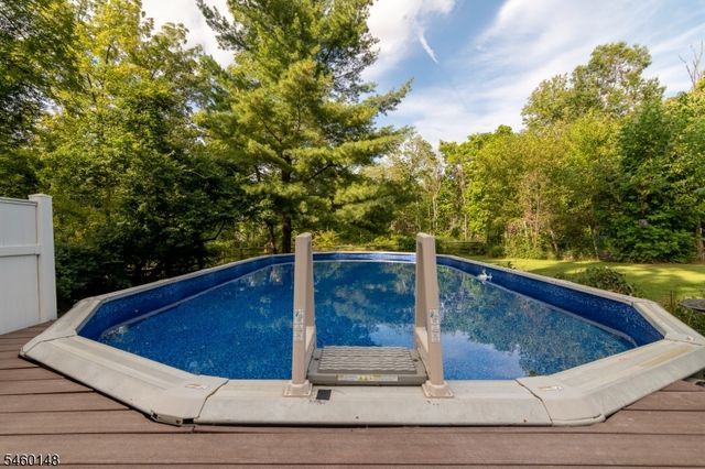6 Dogwood Hl, Warren Twp., NJ 07059