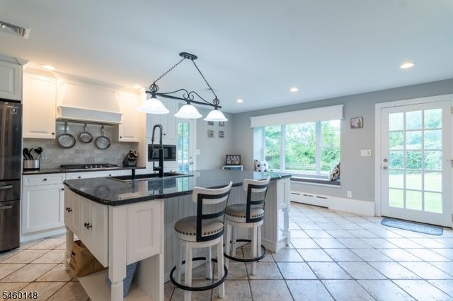 6 Dogwood Hl, Warren Twp., NJ 07059
