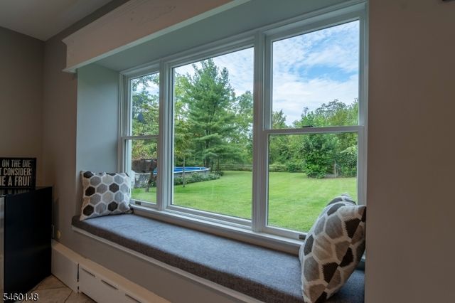 6 Dogwood Hl, Warren Twp., NJ 07059