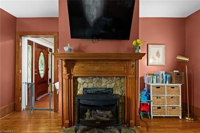 123 Worth Street, Mount Airy, NC 27030