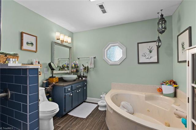 123 Worth Street, Mount Airy, NC 27030