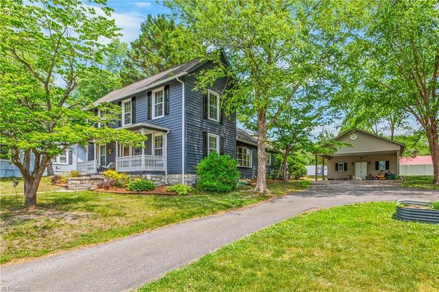 123 Worth Street, Mount Airy, NC 27030