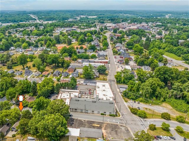 123 Worth Street, Mount Airy, NC 27030