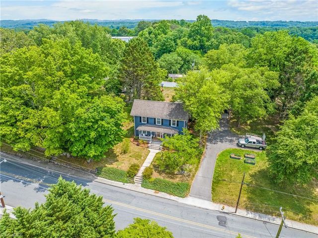 123 Worth Street, Mount Airy, NC 27030