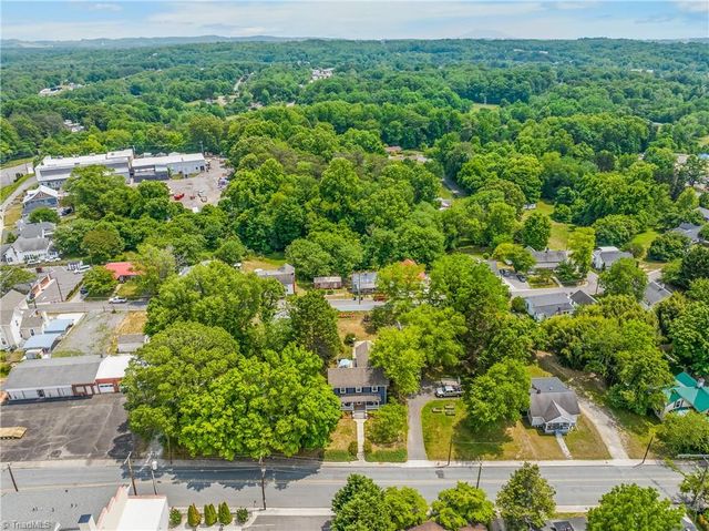 123 Worth Street, Mount Airy, NC 27030
