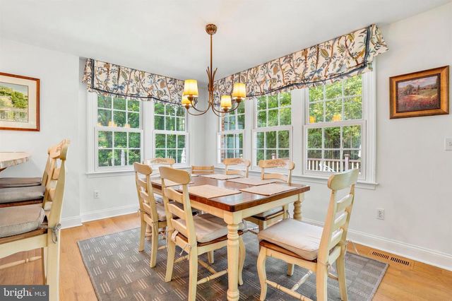209 HARDWICKE LN, Villanova, PA 19085