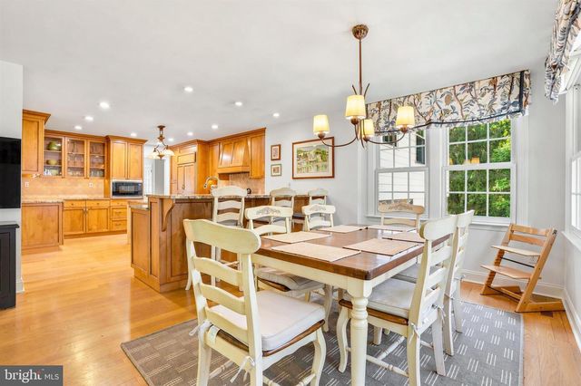 209 HARDWICKE LN, Villanova, PA 19085