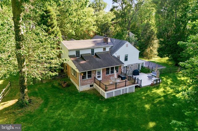 209 HARDWICKE LN, Villanova, PA 19085