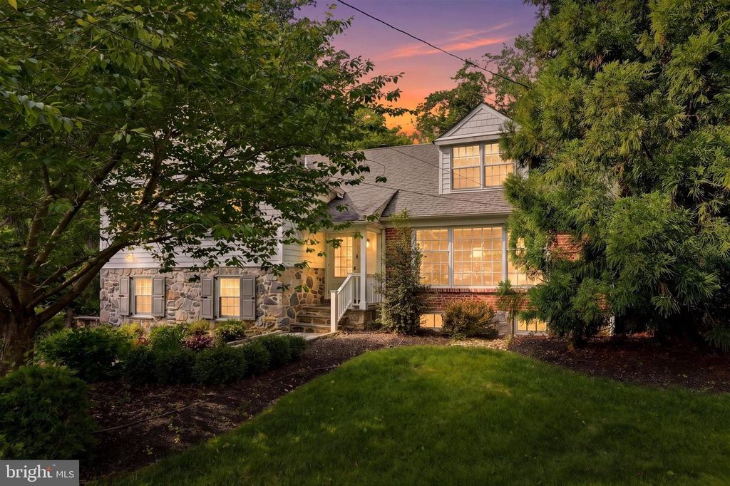 209 HARDWICKE LN, Villanova, PA 19085