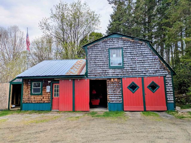 17 Plateau Road, Stewartstown, NH 03597