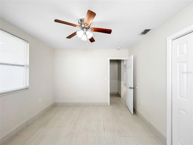 133 NW 18TH STREET, Ruskin, FL 33570