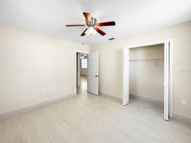 133 NW 18TH STREET, Ruskin, FL 33570