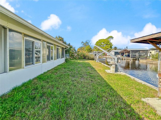 133 NW 18TH STREET, Ruskin, FL 33570