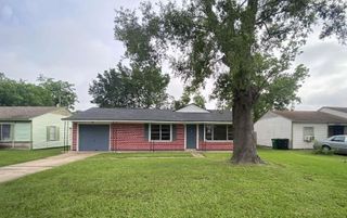 5715 Belmark Street, Houston, TX 77033