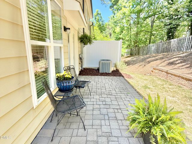 2124 Scarlet Maple Drive, Raleigh, NC 27606
