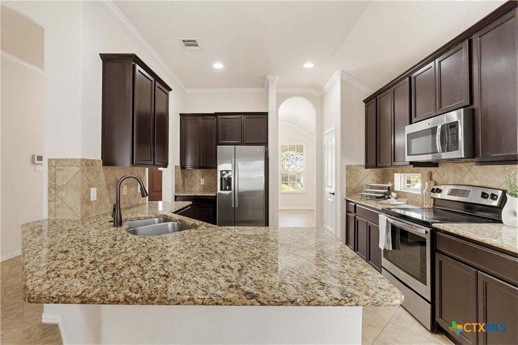 Image 13 of property listing at 6209 Alabaster Drive, Killeen, TX 76542