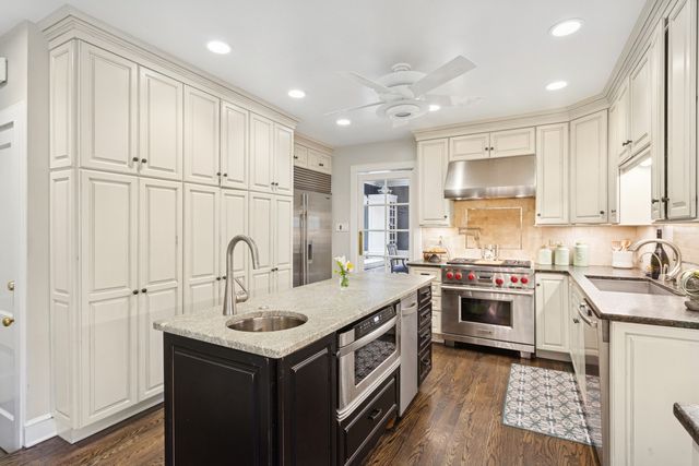 2951 Colfax Street, Evanston, IL 60201