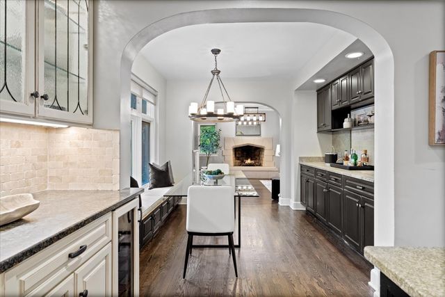 2951 Colfax Street, Evanston, IL 60201