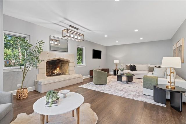 2951 Colfax Street, Evanston, IL 60201