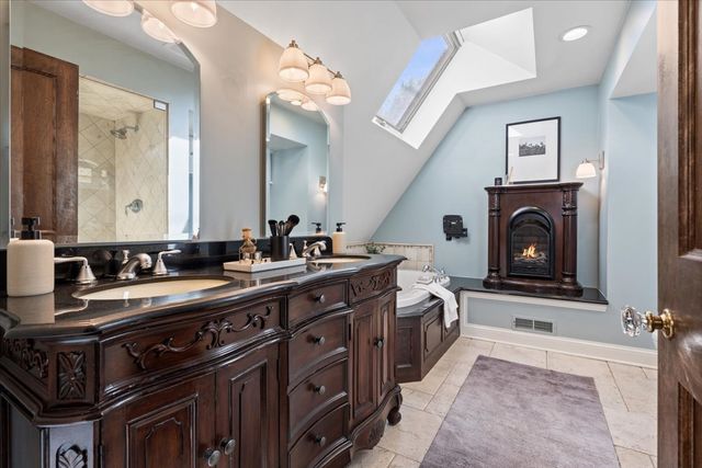 2951 Colfax Street, Evanston, IL 60201