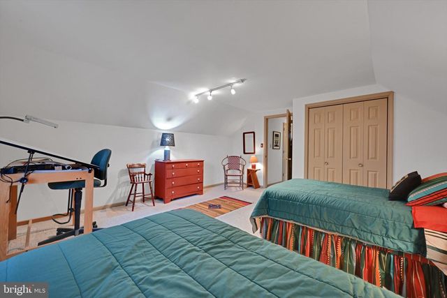 411 WOODCREST AVE, Lititz, PA 17543