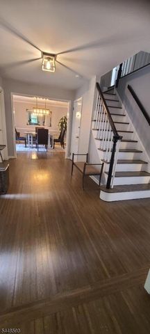 9 E Fox Chase Rd, Chester Twp., NJ 07930