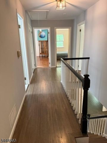9 E Fox Chase Rd, Chester Twp., NJ 07930