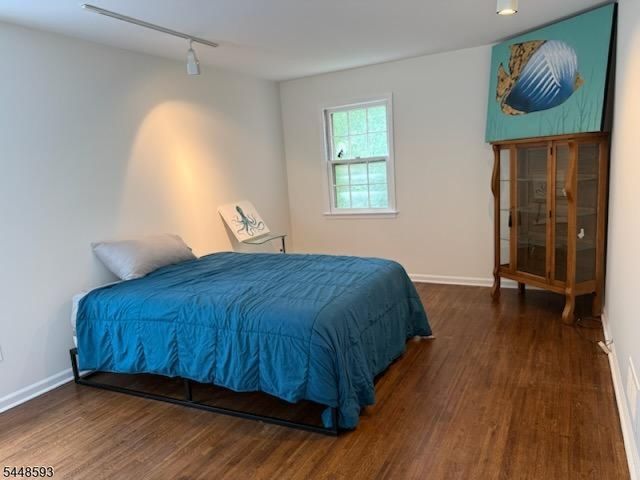 9 E Fox Chase Rd, Chester Twp., NJ 07930