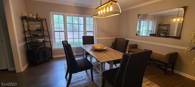 9 E Fox Chase Rd, Chester Twp., NJ 07930