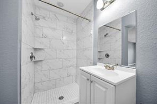 2102 Dewberry Lane, Pasadena, TX 77502