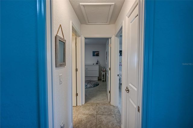 10369 SILVER MAPLE AVENUE, Oxford, FL 34484