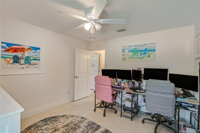 10369 SILVER MAPLE AVENUE, Oxford, FL 34484