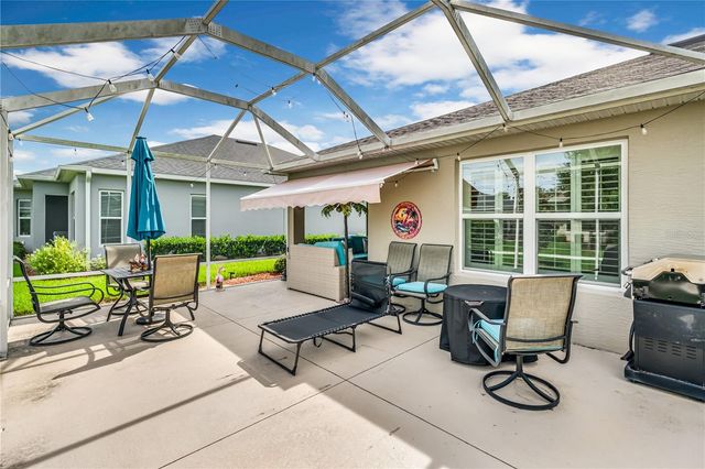 10369 SILVER MAPLE AVENUE, Oxford, FL 34484