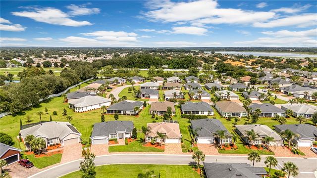 10369 SILVER MAPLE AVENUE, Oxford, FL 34484