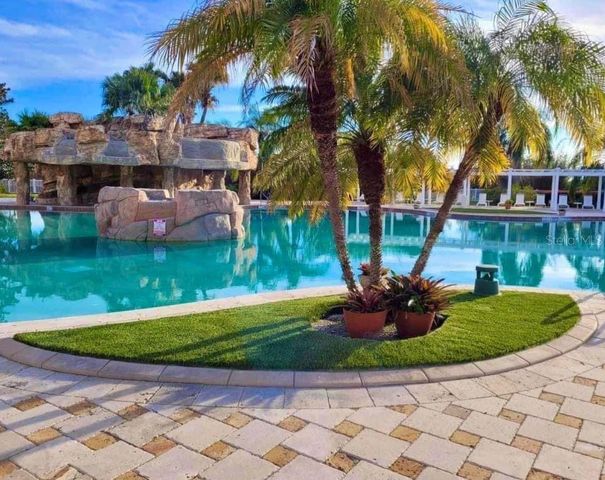 10369 SILVER MAPLE AVENUE, Oxford, FL 34484