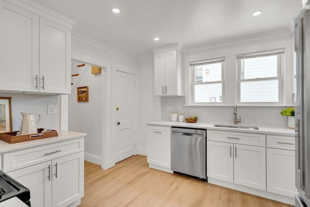 10 Parker Ave, Newton, MA 02459
