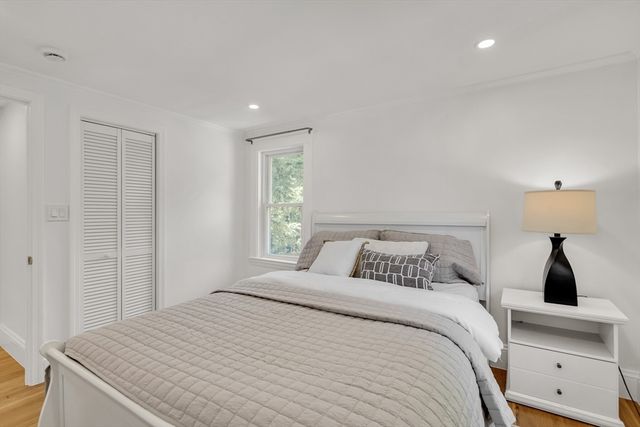 10 Parker Ave, Newton, MA 02459