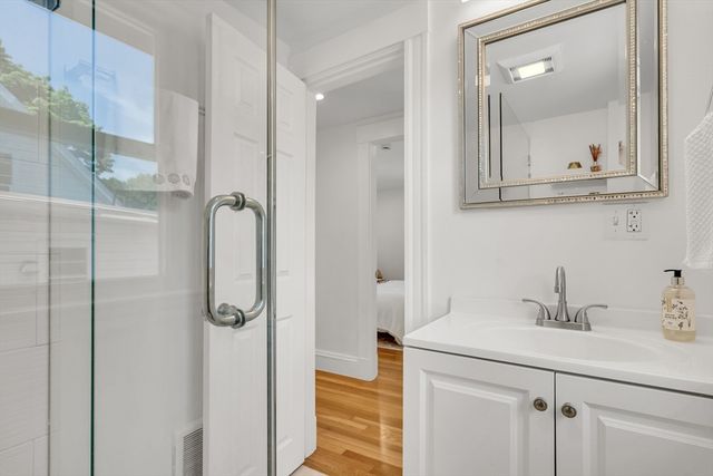 10 Parker Ave, Newton, MA 02459