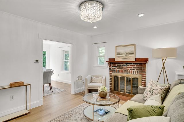 10 Parker Ave, Newton, MA 02459