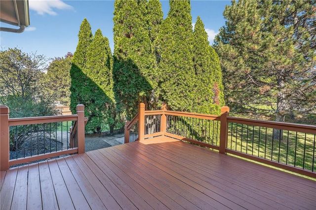 11902 W 131st Terrace, Overland Park, KS 66213